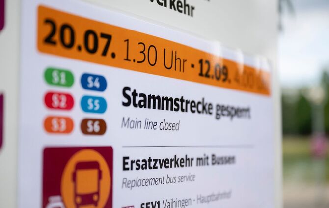Wegen Bauarbeiten mussten Pendler in Stuttgart wochenlang auf Ersatzbusse umsteigen. (Archivbild)