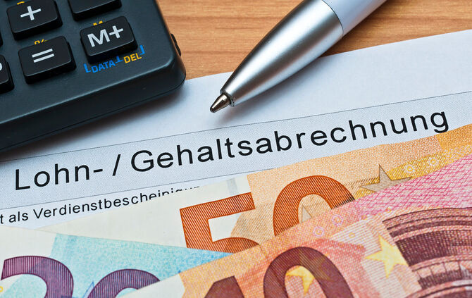 Mit gefälschten Gehaltsabrechnungen (Symbolfoto) wollte der Waiblinger an einen Kredit kommen, um damit Spielschulden abzuzahlen