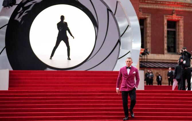 James-Bond-Suche in heißer Phase – viele Namen, wenig Fakten