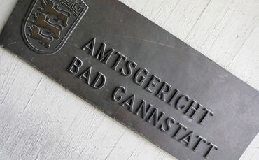 Ein Haus ist in Oeffingen ist unter dem Hammer (Symbolfoto).