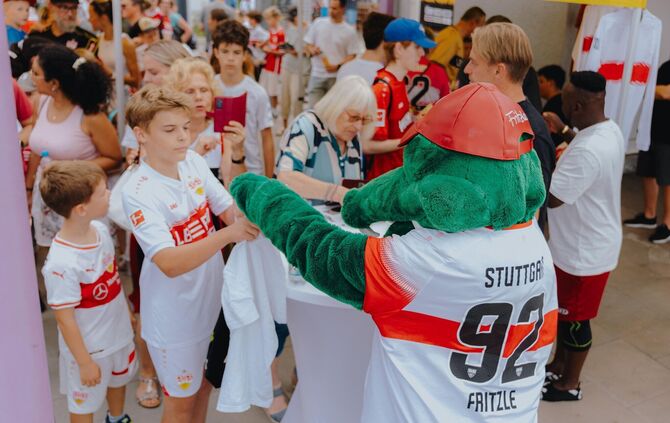 Als Ersatz für das ausgefallene Testspiel kam am 1. August das Maskottchen "Fritzle" nach Weinstadt, Ende September schauen die
