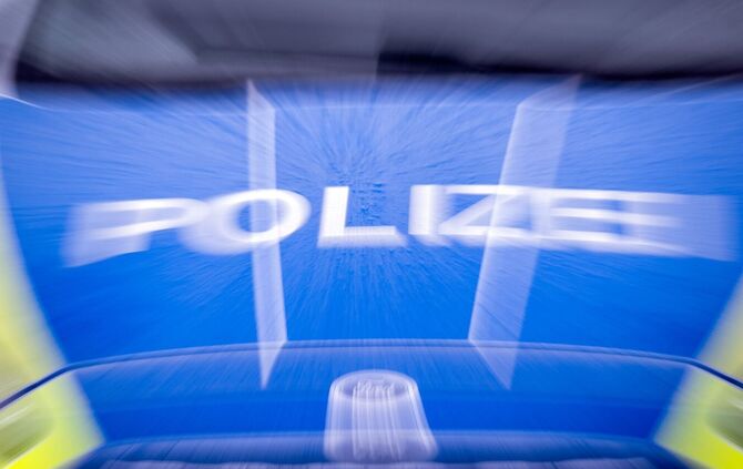 Die beiden 13-Jährigen kamen nach dem Zusammenstoß im Stadtpark leicht verletzt ins Krankenhaus. (Symbolbild)