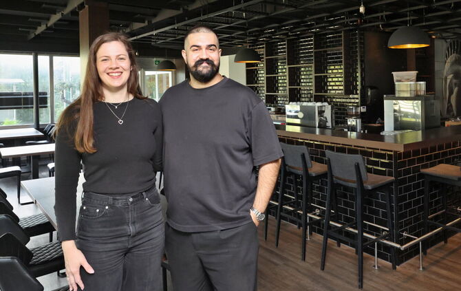 Wer ist der Nachfolger der Wörners im Restaurant in Winterbach?
Steakhouse