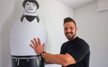 Benedikt Zirkel (29), in Weinstadt aufgewachsen und Bruder des früheren Weinstädter Integrationsbeauftragten, hat wieder ein Unt