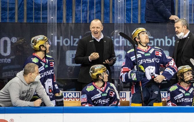 Neuer Co-Trainer der Wild Wings: Craig Streu (M). (Archivbild)