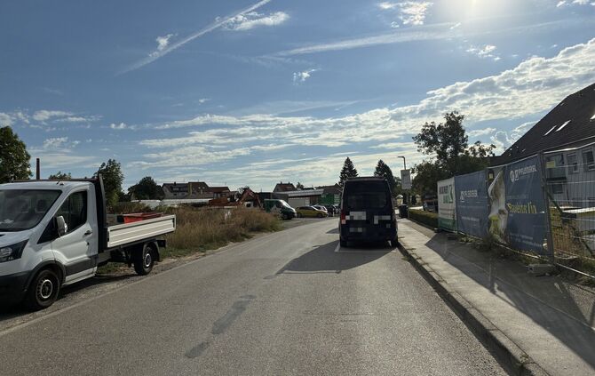 An dieser Stelle sehen Verkehrsteilnehmer nicht, ob Gegenverkehr droht.