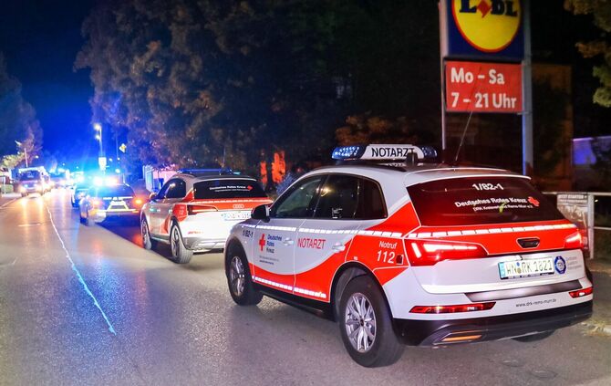 Ein Großaufgebot an Rettungskräften war in der Nacht zum Mittwoch (16.09.) im Einsatz.