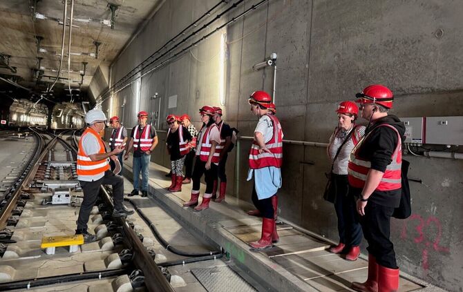 Ein Teil der Wirtschaftsvertreter aus dem Welzheimer Wald auf der S21-Baustelle in Stuttgart.
