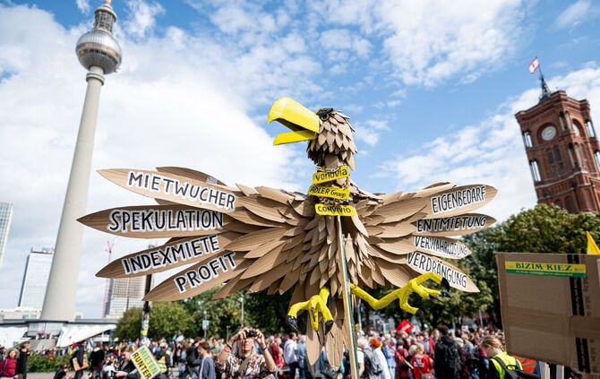 Demonstration gegen Verdrängung und hohe Mieten