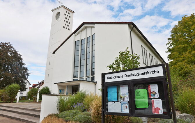 Die Kirche "Zur Allerheiligsten Dreifaltigkeit" in Fellbach-Schmiden ist saniert.