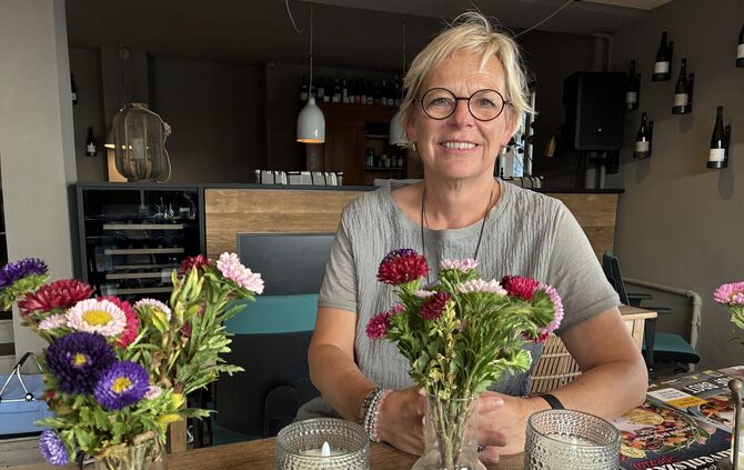 Die Fotografin und Autorin Ingrid Blessing ist in Fellbach aufgewachsen und lebt in Bonn. In der ZVW-Pop-up-Redaktion haben wir