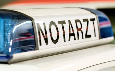 Die Polizei sucht nach Zeugen. (Symbolbild)