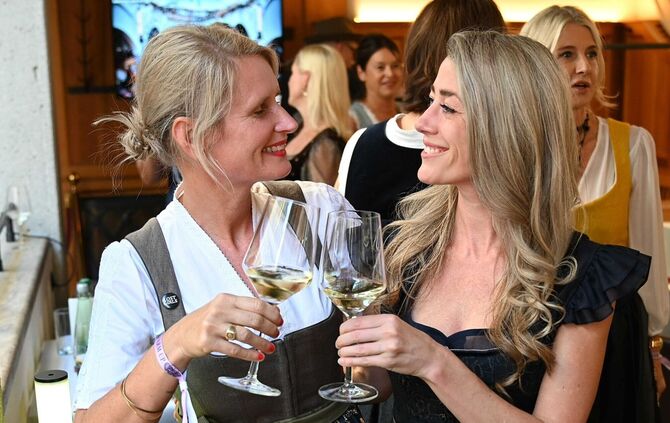 Sina Scherer und Silke Völling