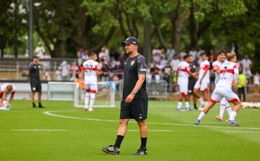 VfB-Trainer Sebastian Hoeneß will die Länderspielpause sinnvoll nutzen.