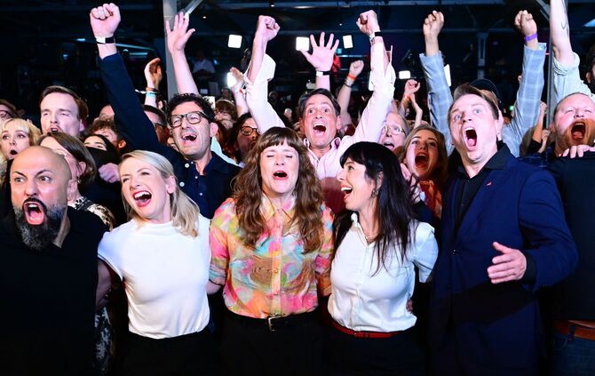 Abgeordnetenhaus-Wahl Berlin - Wahlparty Die Linke