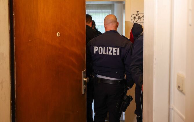 Sozialleistungsmissbrauch findet immer wieder in sogenannten Schrottimmobilien statt - hier eine Razzia in Hagen im September 20