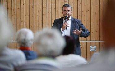 "Wir brauchen Partner und gute Konzepte", sagte Bürgermeister Raimon Ahrens am Dienstagabend.