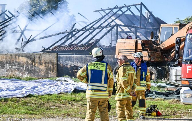 Polizei ermittelt nach Brand in landwirtschaftlichem Gebäude