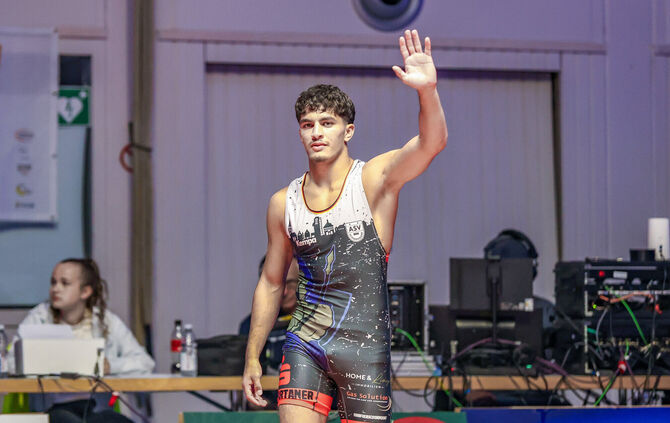 Auf den Schorndorfer Ringer Timur Demir wartet am Wochenende ein sehr interessantes Duell im griechisch-römischen Stil bis 66 kg