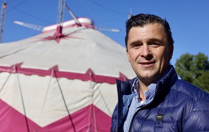 Rudolf Renz stand schon mit 5 Jahren in der Manege. Nun hat er seinen eigenen Zirkus.