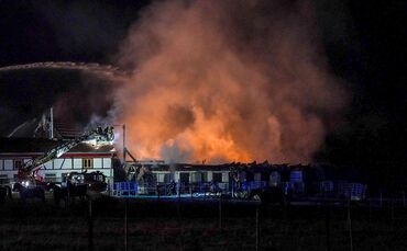 Großbrand auf landwirtschaftlichen Anlage in Tübingen