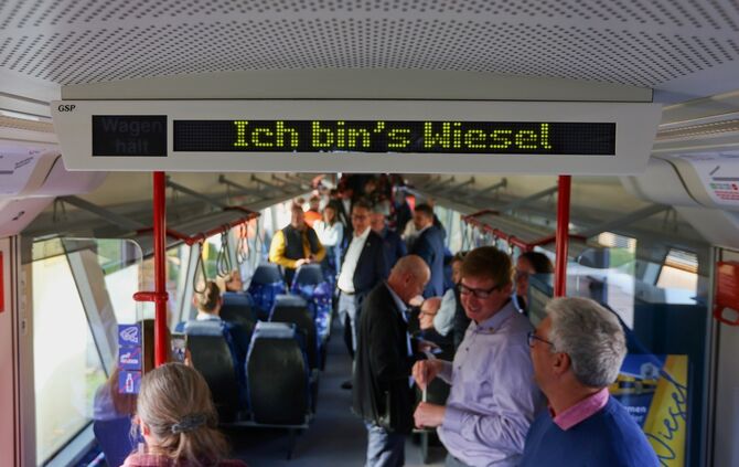 Große Freude und viel Selbstbewusstsein beim Wiesel: Das war die Fahrt zur Wiedereröffnung nach dem Hochwasser.