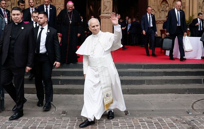 Papst Leo XIV. besucht Frankreich