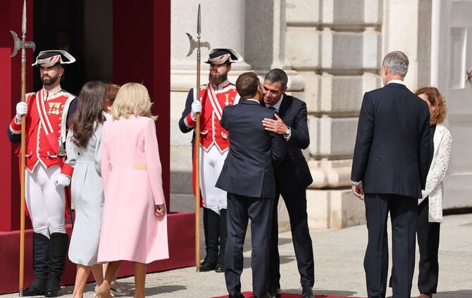 Frankreichs Präsident Macron zu Staatsbesuch in Spanien