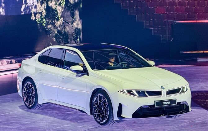 BMW i3