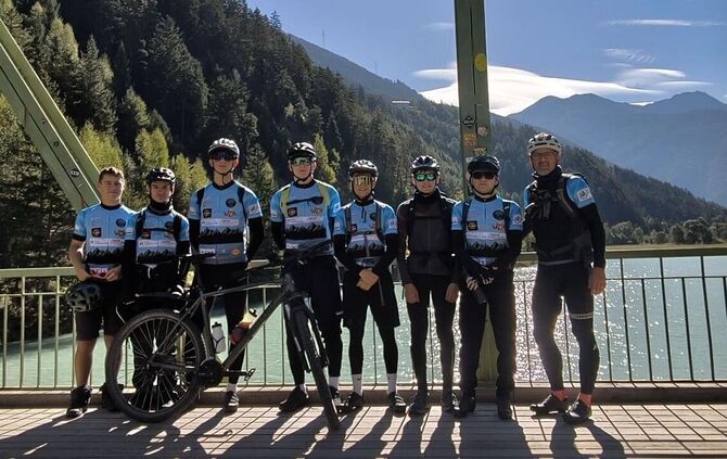 Ein Jahr lang hat sich die Gruppe auf die Tour vorbereitet.