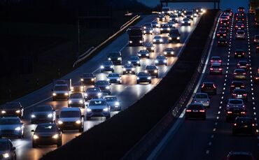 Stockender Verkehr auf der A81