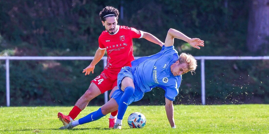Mert Ali Icmez (in Rot) und der SV Fellbach hatten nach der bitteren Heimpleite gegen Friedrichshafen ein paar Themen aufzuarbei