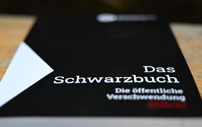 Bund der Steuerzahler veröffentlicht Schwarzbuch 2026/27