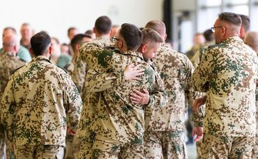 Rückkehr von Soldaten aus Erbil - Bundeswehr beendet Einsatz