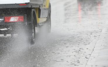 Der Wetterdienst warnt vor Starkregen (Symbolfoto).