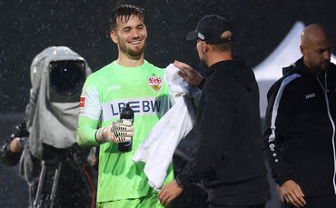 Dennis Seimen ist zurück: Der 20-jährige VfB-Torwart feiert im Test gegen Greuther Fürth nach längerer Verletzungspause sein Com