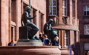 Universität Freiburg