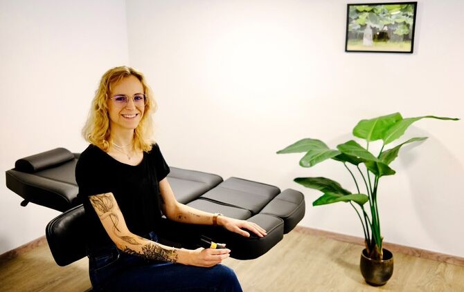 Lena Schneider war schon immer fasziniert von Tattoos. Nun hat sie ihr eigenes Studio.