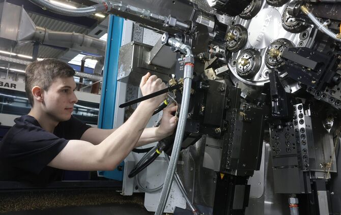 Ein Positiv-Beispiel: Die Firma Eisele in Waiblingen trotzt der Krise in der Metallindustrie. Kunden aus dem Automotive Sektor s