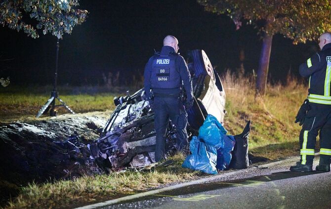 Tote bei Unfall auf Landesstraße in Brandenburg