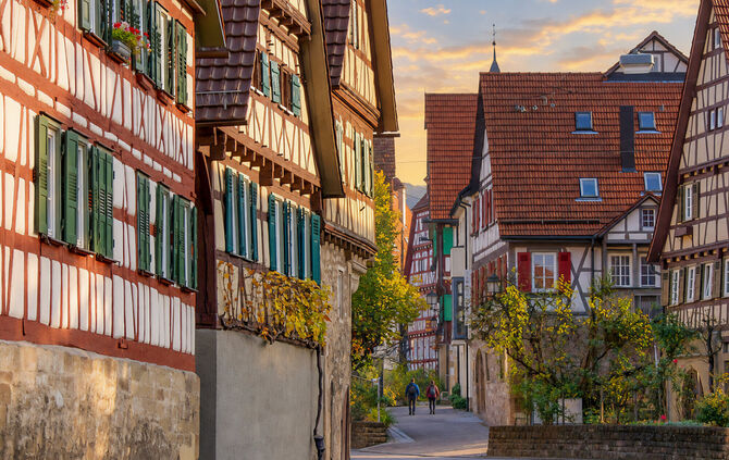 Historische Fachwerkhäuser in Strümpfelbach – Ziel des geführten Rundgangs am 24. Oktober.