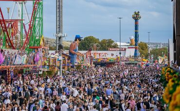 Veranstalter, Schausteller und Festwirte ziehen Bilanz für das 179. Cannstatter Volksfest (Symbolfoto).