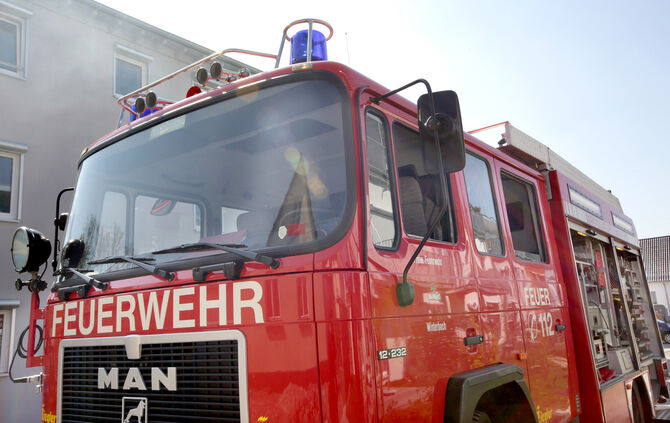 Die Feuerwehr war mit einem Großaufgebot vor Ort (Symbolfoto).