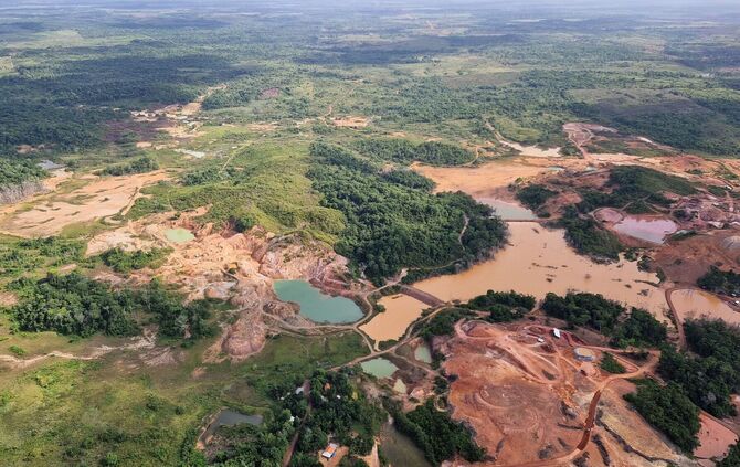 Überflug über den Amazonas