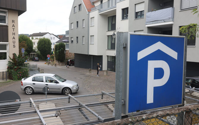 Wer in Winnenden parkt, zahlt für die ersten zwei Stunden nichts. Danach riskiert er ein Knöllchen - noch.