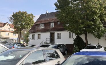 Das Gebäude, in dem die Polizei zuletzt Einsätze geübt hatte, wird abgerissen. Was entsteht da hinter der VR-Bank?