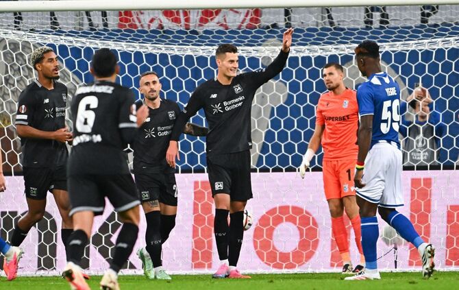 Lech Posen - Bayer Leverkusen