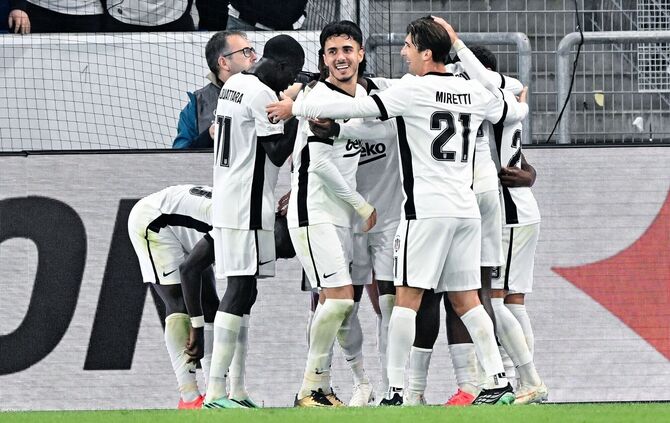 Viel Grund zum Jubeln: Besiktas bei der TSG Hoffenheim.