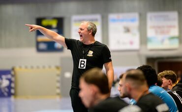 Trainer Tim Baumgart will am Wochenende endlich den ersten Heimsieg mit seinem VfL Waiblingen einfahren.
