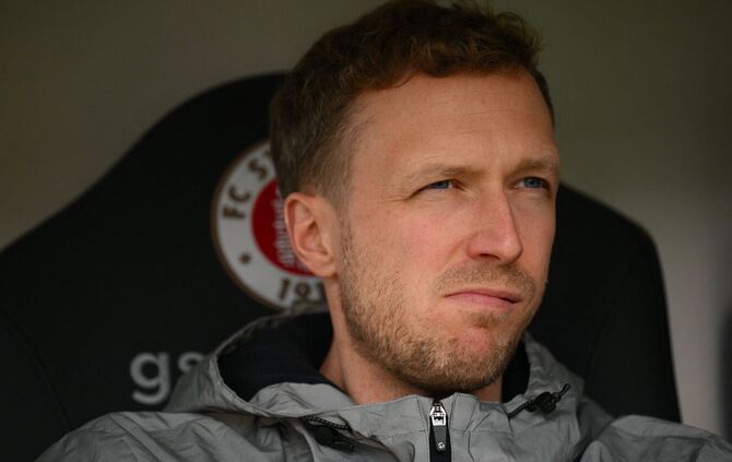 Trainer Maximilian Senft hatte einen schwachen Start beim KSC. (Archivbild)